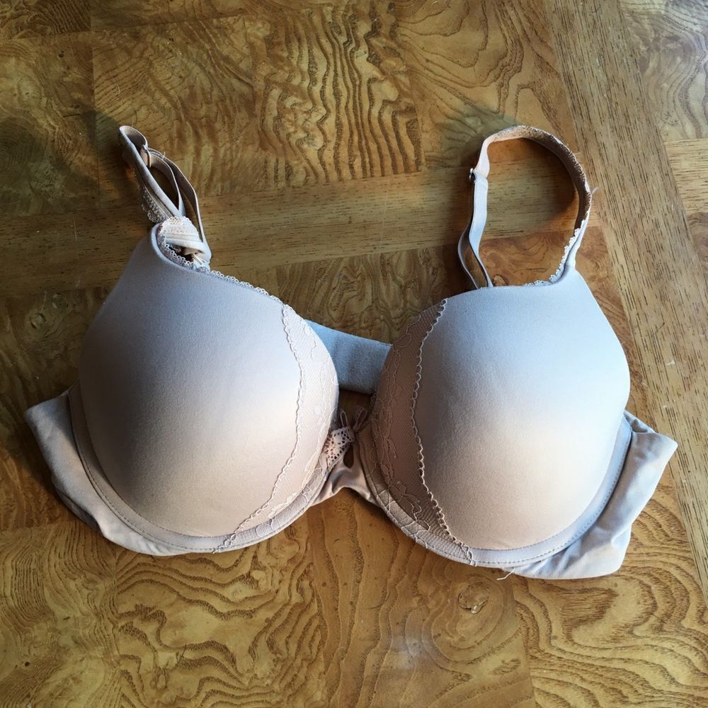 NUDE BODY by Victoria Secret Push Up!